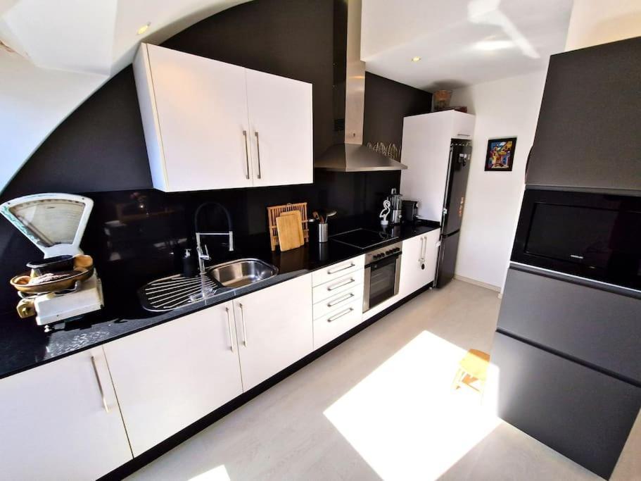 Apartamento Deluxe Vistas Al Mar Burela Zewnętrze zdjęcie